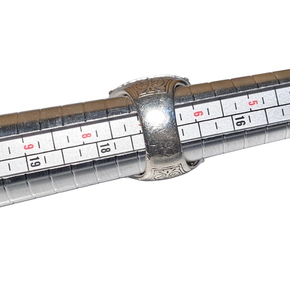 Konstantino .925 Sterling Silver Domed Face with Etched Scroll Designs Ring - Picture 16 of 16